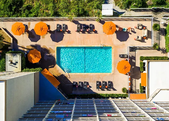 Tides Folly Beach, Charleston\'S Oceanfront Hotel